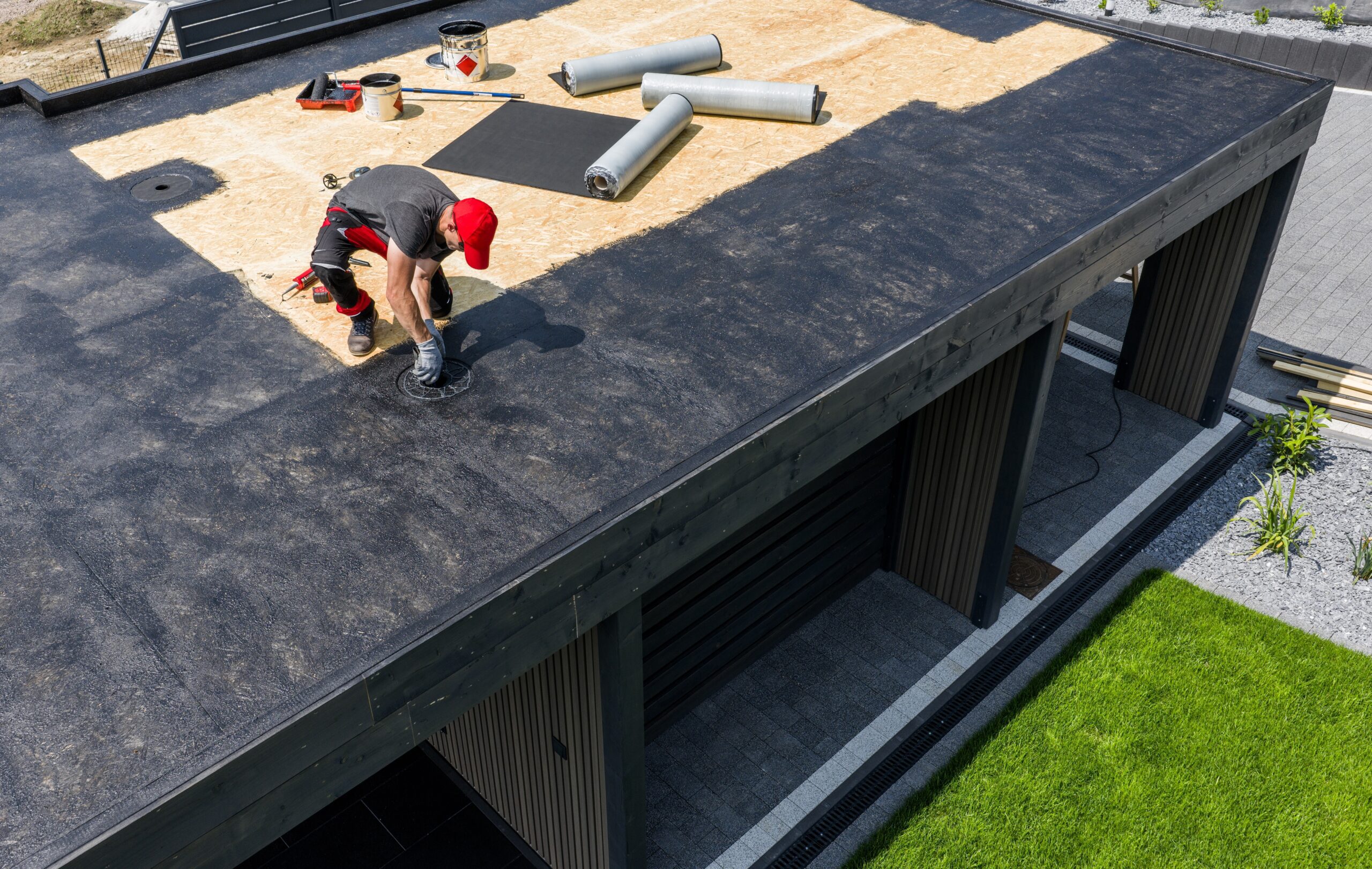 Expert-installation-of-a-seamless-EPDM-rubber-roofing-membrane-on-a-modern-flat-roof-in-Hammonton-NJ-by-KaDi-Construction-Group